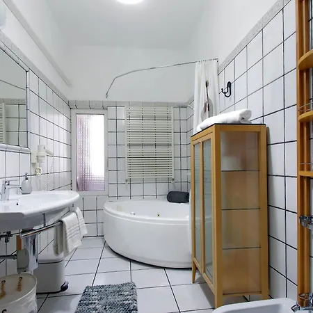 Apartman Beautiful With Amazing Rooftop&jacuzzi